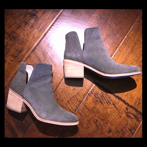 bp Shoes - Hinge Barris Cut Out Booties